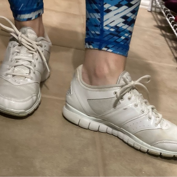 White Nike Free Women’s Cheer Shoes size 10 - Picture 8 of 10